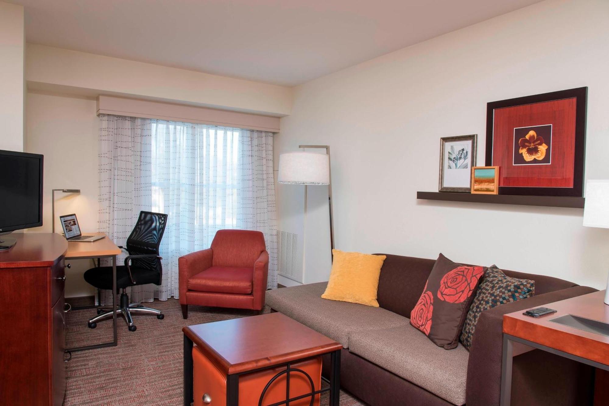 Hotel By Marriott - Area 3*
